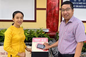 Dự án "Yêu lắm Việt Nam" được triển khai tại 3 địa danh nổi tiếng trên địa bàn tỉnh Bến Tre. (Ảnh: HOÀNG TRUNG).1
