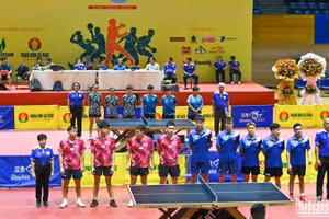 Chung kết đồng đội nam là cuộc chạm trán giữa Hà Nội 1 và Công an Nhân dân T&T; TP Hồ Chí Minh 1 gặp Hải Dương-Long Hải 1 tại chung kết đồng đội nữ.