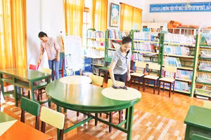 Trường tiểu học Liên Sơn, huyện Tuyên Hóa, tỉnh Quảng Bình phải lấy thư viện làm phòng học. 