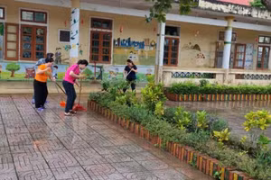 Các trường học ở Hương Khê chú trọng công tác bảo đảm an toàn, vệ sinh sạch sẽ trong mùa mưa lũ.