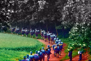 Bộ đội thời bình và “thế trận lòng dân”
