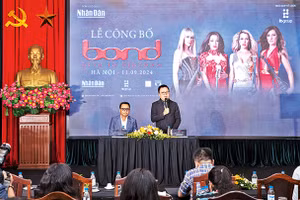 Gallery - Tứ tấu Bond đến Việt Nam trình diễn - image 8