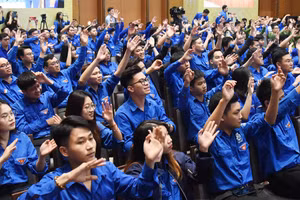 [Ảnh] Thủ tướng Phạm Minh Chính đối thoại với thanh niên