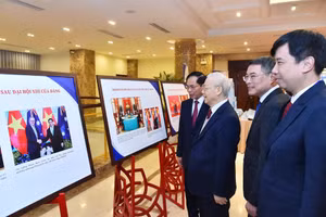 Gallery - Bài viết Tự hào và tin tưởng dưới lá cờ vẻ vang của Đảng ... - image 7