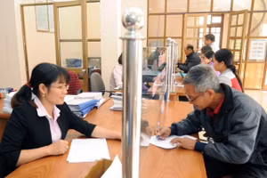 Gallery - Bài viết Tự hào và tin tưởng dưới lá cờ vẻ vang của Đảng ... - image 11
