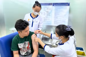 Gallery - Cảnh giác với bệnh cúm - image 14