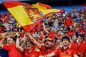 Cổ động viên đội tuyển Tây Ban Nha tại EURO 2024. 