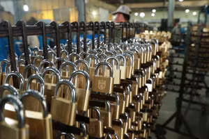 Sản phẩm khóa Việt Tiệp.