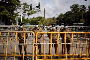 Quyền Tổng thống Sri Lanka ban bố tình trạng khẩn cấp