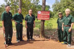 Mô hình "Tiếng kẻng an ninh trật tự" của hội cựu chiến binh ấp Thuận An, xã Thanh An, huyện Hớn Quản, tỉnh Bình Phước. (Ảnh: NHẤT SƠN) 