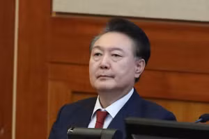 Tổng thống Hàn Quốc Yoon Suk Yeol tại Tòa án Hiến pháp ở Seoul ngày 20/2/2025. (Ảnh: THX/TTXVN)