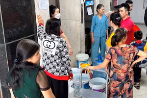 Gallery - Thiếu nước sinh hoạt tại Khu đô thị Thanh Hà - image 3