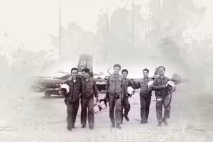 Các nhân chứng lịch sử giao lưu tại tòa soạn Báo Nhân Dân sáng 21/3.