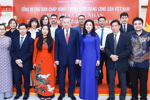 [Video] Tổng Bí thư Tô Lâm thăm Đại sứ quán, gặp gỡ cán bộ các cơ quan đại diện và cộng đồng người Việt Nam tại Indonesia