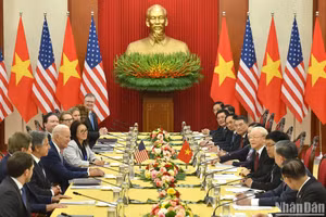 Thúc đẩy hợp tác kinh tế, thương mại, đầu tư là một trong những nội dung quan trọng tại cuộc hội đàm giữa Tổng Bí thư Nguyễn Phú Trọng và Tổng thống Hoa Kỳ Joe Biden. Ảnh: BÁO NHÂN DÂN