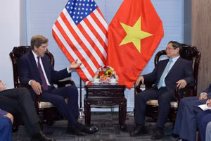 Thủ tướng Phạm Minh Chính tiếp Đặc phái viên của Tổng thống Hoa Kỳ về khí hậu John Kerry.
