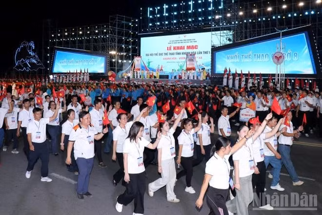 Các vận động viên tham dự Đại hội Thể dục thể thao tỉnh Khánh Hòa lần thứ I năm 2026. (Ảnh: VŨ TÂN)