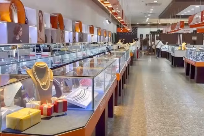 Cửa hàng Princess trên đường Lê Hồng Phong, Nha Trang.