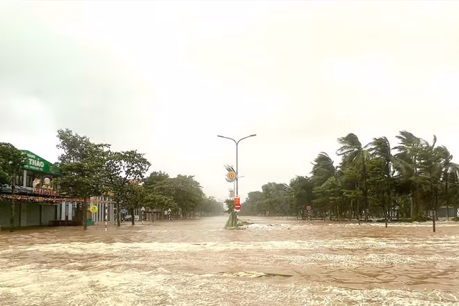 Bản tin thời sự sáng ngày 17/9/2025: Biển Đông sắp đón bão số 8