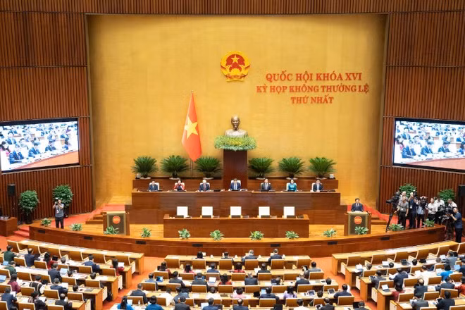 Quang cảnh phiên khai mạc Kỳ họp sáng 3/8. (Ảnh: DUY LINH)