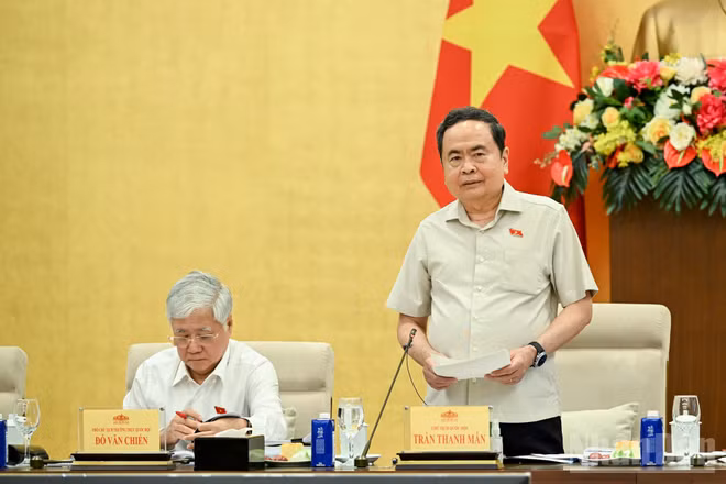 Chủ tịch Quốc hội Trần Thanh Mẫn phát biểu kết luận cuộc làm việc. (Ảnh: DUY LINH)