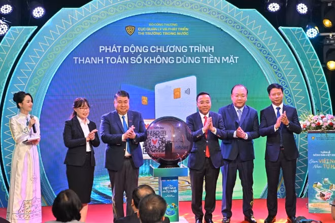 Các đại biểu tham dự sự kiện "Tuần lễ nông sản Việt 2025".