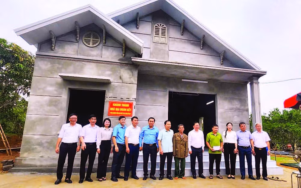 Hòa Bình “cán đích” xóa nhà tạm