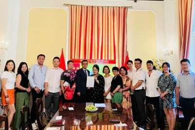 Lễ thành lập và ra mắt Ban Liên lạc Cộng đồng người Việt Nam tại Áo.