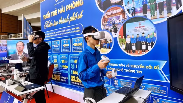 Ảnh minh họa: Tuổi trẻ Hải Phòng tiên phong kiến tạo thành phố số.