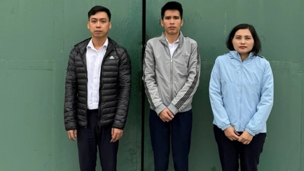 Ba cán bộ, nhân viên ngân hàng bị khởi tố, bắt tạm giam. (Ảnh: Công an Hải Phòng)