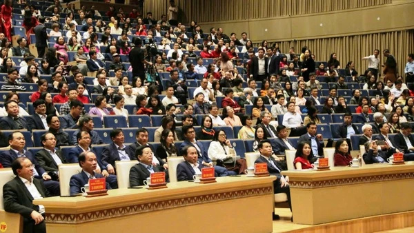 Các đại biểu dự Lễ khai trương Nhà hát Hoa Phượng và Chương trình nghệ thuật “New Year Concert 2026” do thành phố Hải Phòng tổ chức.