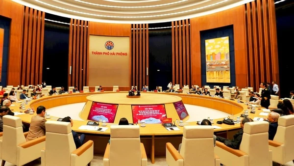 Quang cảnh buổi gặp gỡ, trao đổi và tham vấn ý kiến đối với Đề án “Xây dựng Hải Phòng trở thành thành phố âm nhạc giai đoạn 2026-2030, tầm nhìn đến năm 2045”.