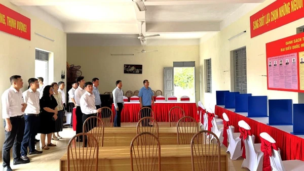 Một khu vực bỏ phiếu bầu đại biểu Quốc hội khoá XVI và đại biểu Hội đồng nhân dân các cấp nhiệm kỳ 2026-2031 trên địa bàn thành phố Hải Phòng.