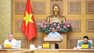 Thủ tướng Phạm Minh Chính chủ trì cuộc họp quán triệt các nhiệm vụ trọng tâm triển khai mô hình tổ chức chính quyền địa phương 2 cấp. (Ảnh: TRẦN HẢI)