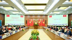 Đồng chí Trần Thanh Mẫn, Ủy viên Bộ Chính trị, Chủ tịch Quốc hội hội đàm với đồng chí Triệu Lạc Tế, Ủy viên Thường vụ Bộ Chính trị, Ủy viên trưởng Nhân đại toàn quốc Trung Quốc. (Ảnh: DUY LINH)
