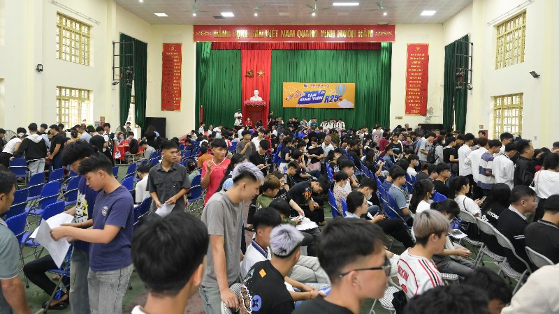 Trường Cao đẳng Lào Cai là một trong 70 trường dạy nghề được Thủ tướng Chính phủ phê duyệt, lựa chọn đầu tư trở thành trường chất lượng cao giai đoạn 2020-2025. 
