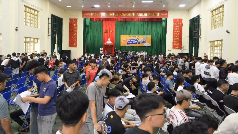 Trường Cao đẳng Lào Cai là một trong 70 trường dạy nghề được Thủ tướng Chính phủ phê duyệt, lựa chọn đầu tư trở thành trường chất lượng cao giai đoạn 2020-2025. 