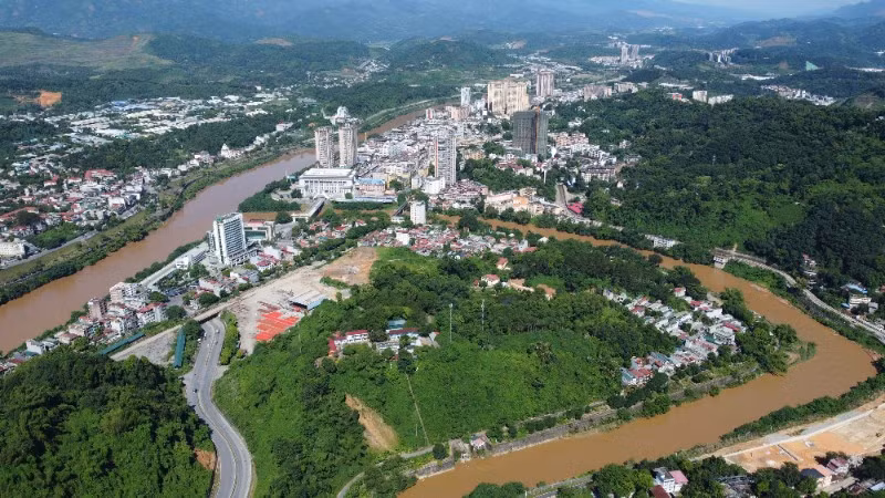 Khu kinh tế cửa khẩu Lào Cai.