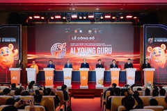 Án nút công bố Cuộc thi AI Young Guru.