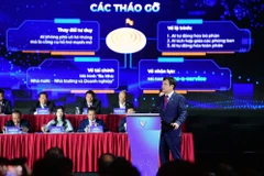 Tổng Giám đốc FPT Nguyễn Văn Khoa: Doanh nhân trẻ cam kết thực hiện ba đột phá mới.