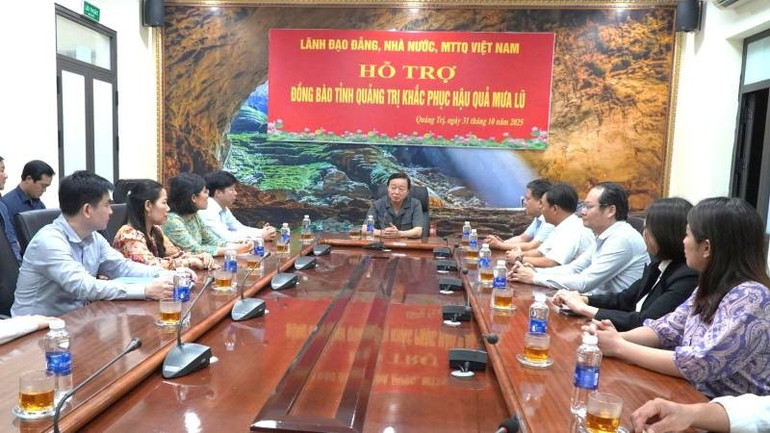 Phó Thủ tướng Trần Hồng Hà làm việc với lãnh đạo tỉnh Quảng Trị thhhhh2.jpg