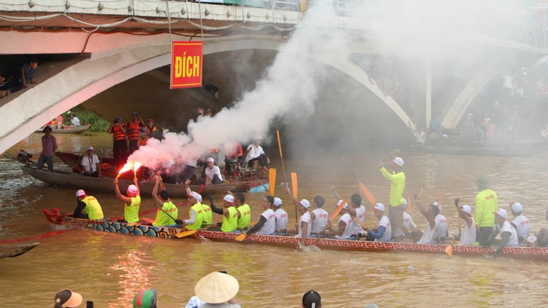 The men's rowing boat finished first in Group A. z6965928507125-7ee630f7380511598e7ee367ac76bf64-4517.jpg