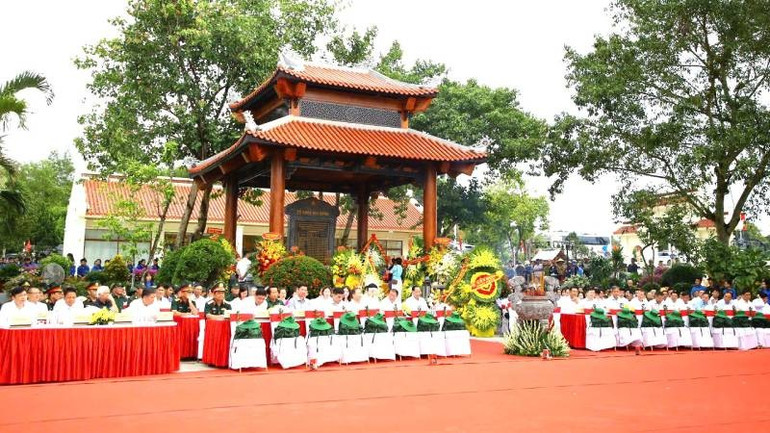 Các đại biểu tham dự lễ khánh thành. a22.jpg