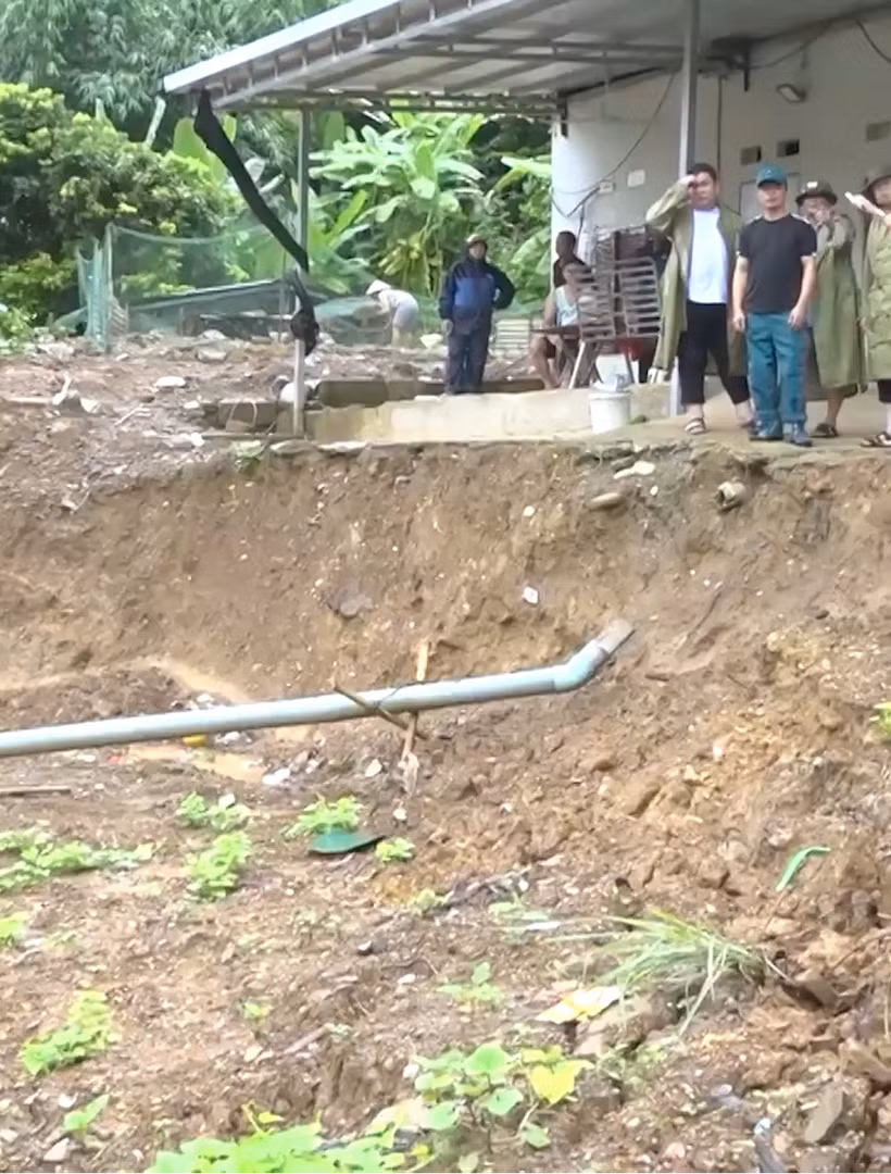 [Video] Sạt lở, sụt lún tại bản Thanh Sơn tiếp tục diễn biến phức tạp