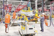 Sản xuất, lắp ráp ô-tô điện tại Khu kinh tế Vũng Áng.