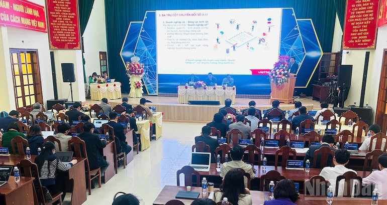 Visão geral do workshop com a participação de muitos cientistas, especialistas e gestores profissionais. ndo_br_ht2.jpg
