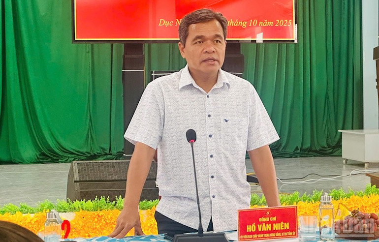 Bí thư Tỉnh ủy Quảng Ngãi Hồ Văn Niên phát biểu chỉ đạo. ndo_br_duc-nong-3.jpg