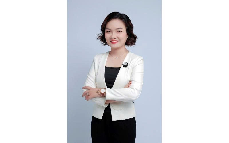 Bà Đàm Thị Thu Trang
