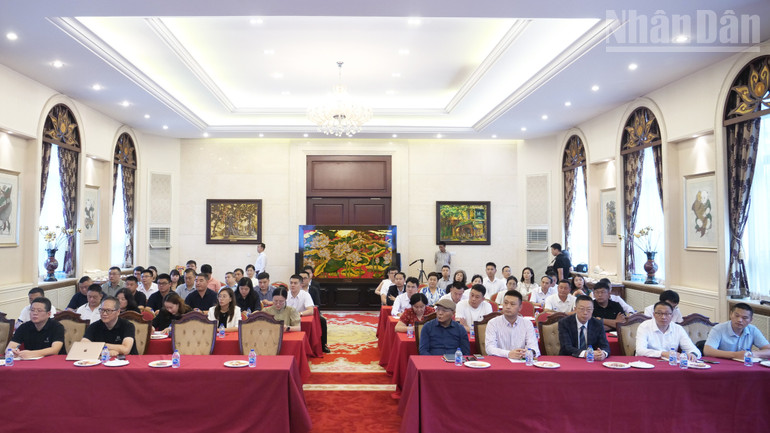 Hơn 40 doanh nghiệp hai nước Việt Nam-Trung Quốc tham dự Hội nghị. ndo_tr_anh-02-p2236113.jpg