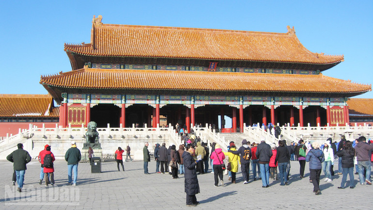 Kiểm soát lượng khách tham quan để tạo một không gian tham quan an toàn, không bị quá tải trong Cố Cung, Bắc Kinh. ndo_bl_a05-img-6002.jpg